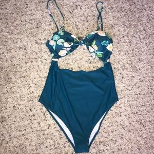 Brand new bathing suit